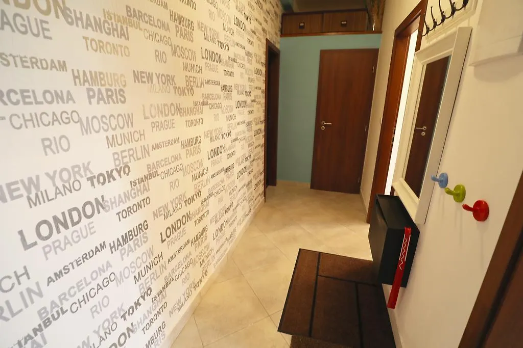 Apartment Andel Tomaskova Prague